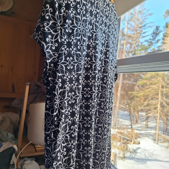 Liz Claiborne blouse - Picture 6 of 6